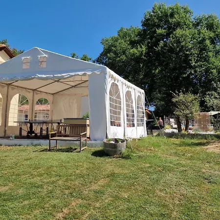 La Forestine 公寓 *